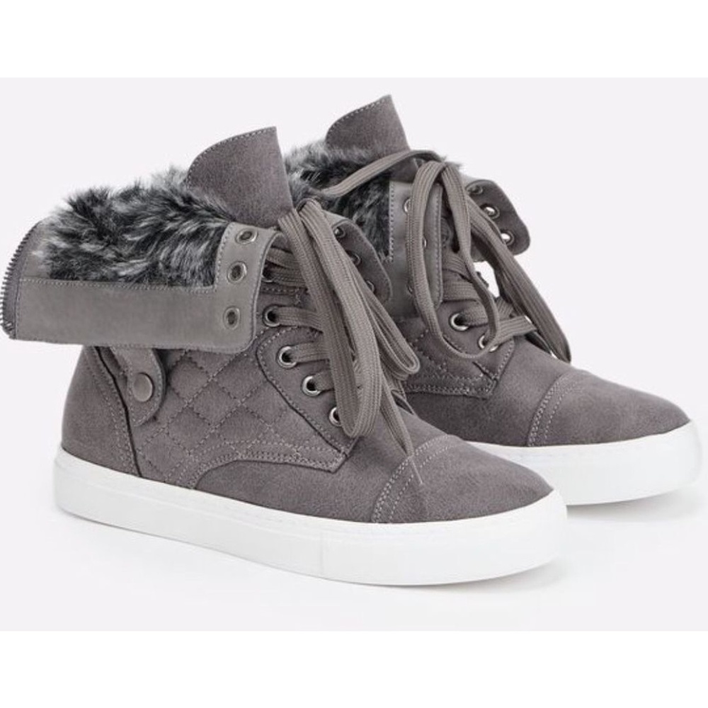 NWOT JustFab Gray High Top Elakshi Sneakers